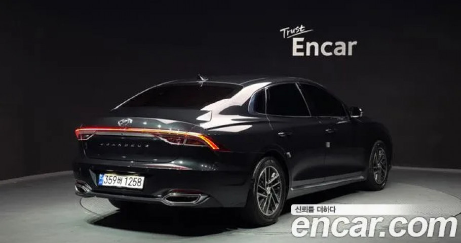 Hyundai Grandeur 