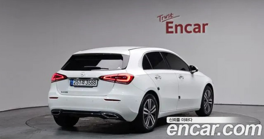 Mercedes-Benz A-Class 