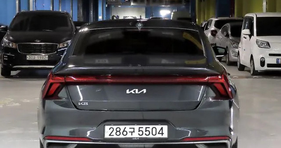 Kia K8 