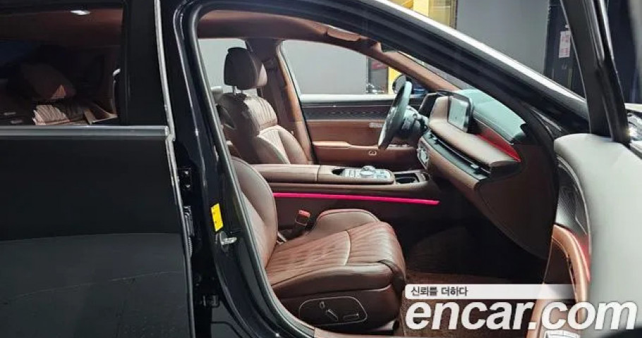 Genesis G90 