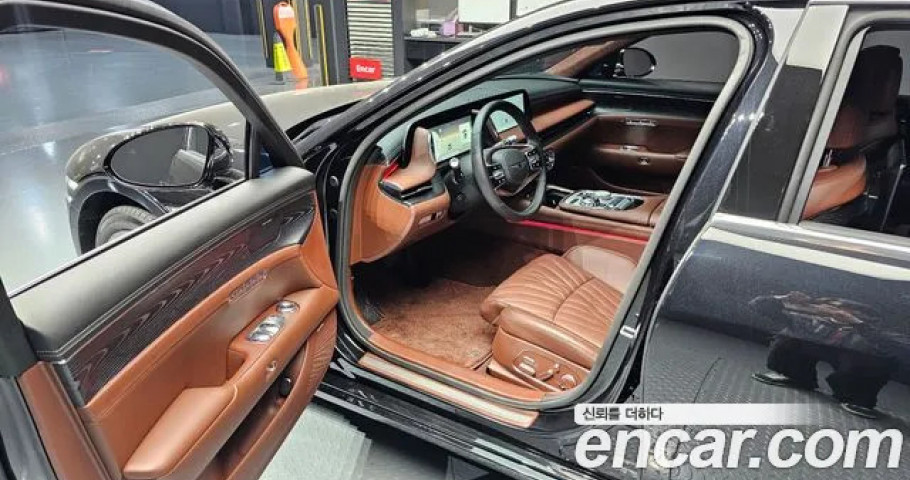 Genesis G90 