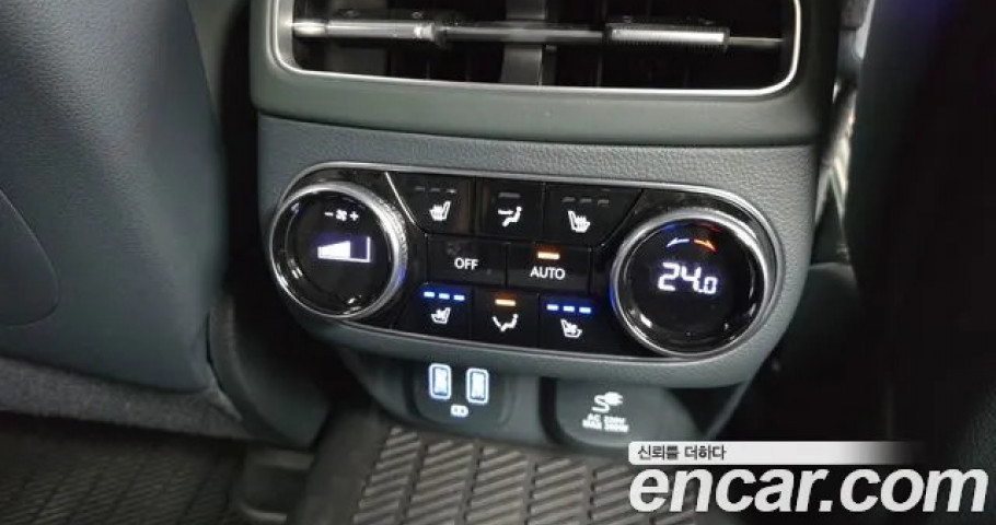 Genesis Gv70 