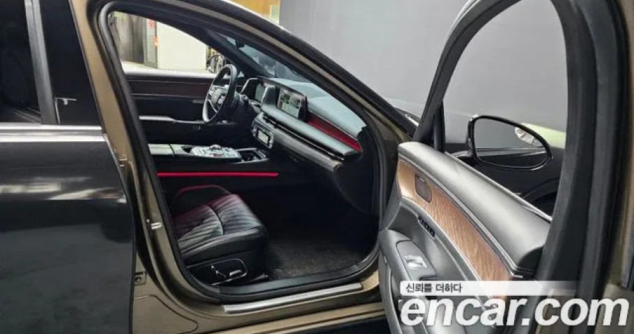 Genesis G90 