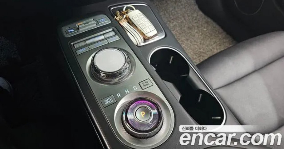 Genesis Gv70 