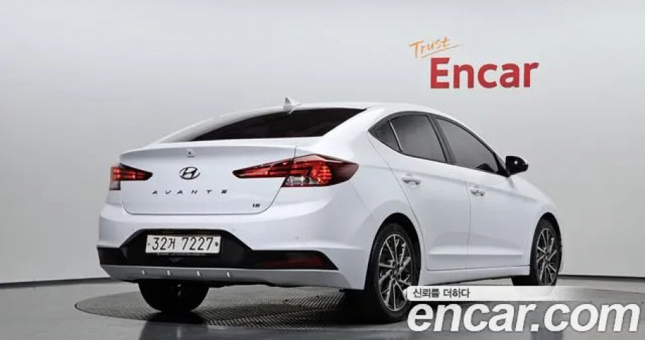 Hyundai Avante 