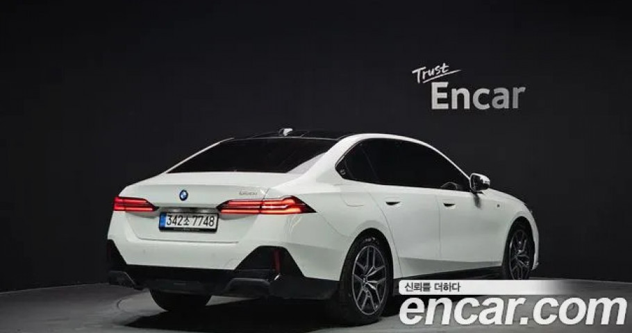 Bmw 5-Series 