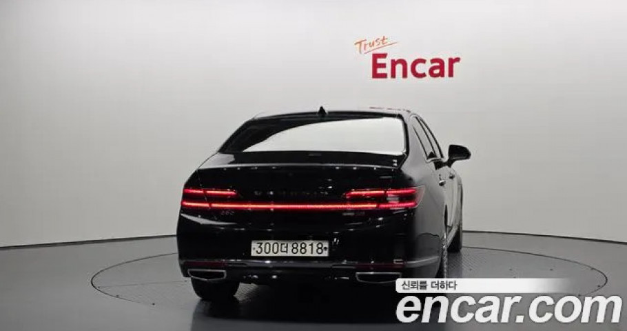 Genesis G90 