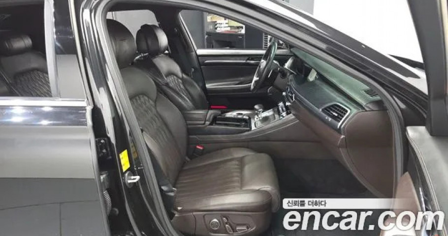 Genesis G90 