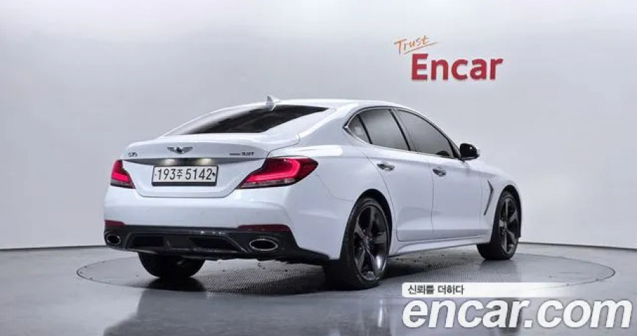 Genesis G70 