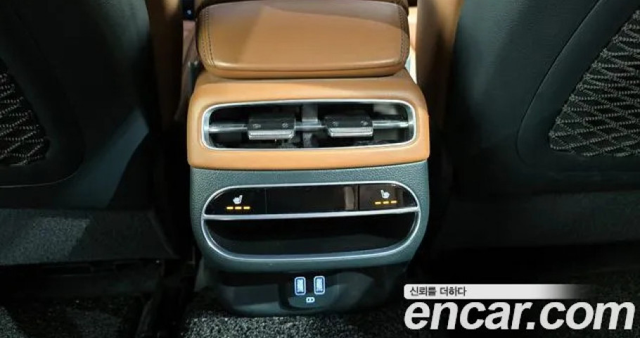 Genesis Gv70 