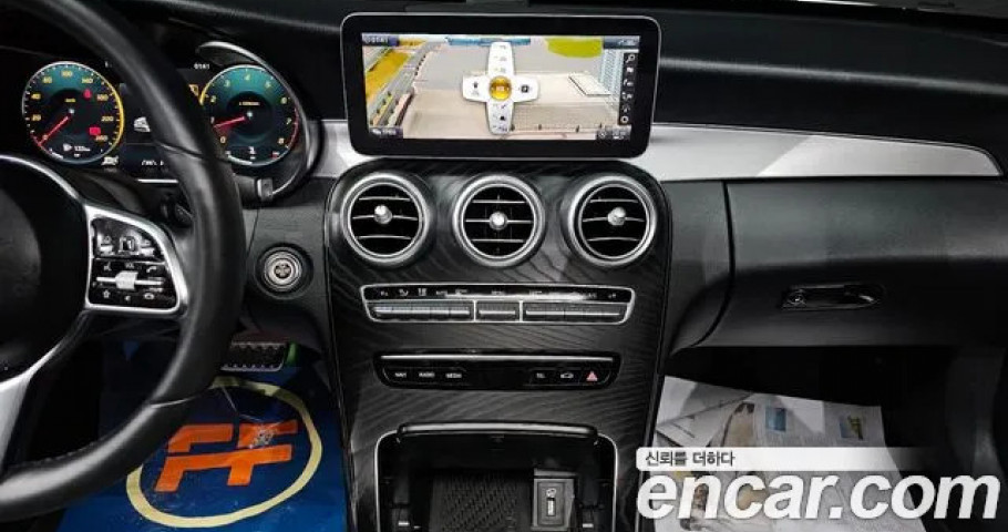 Mercedes-Benz C-Class 
