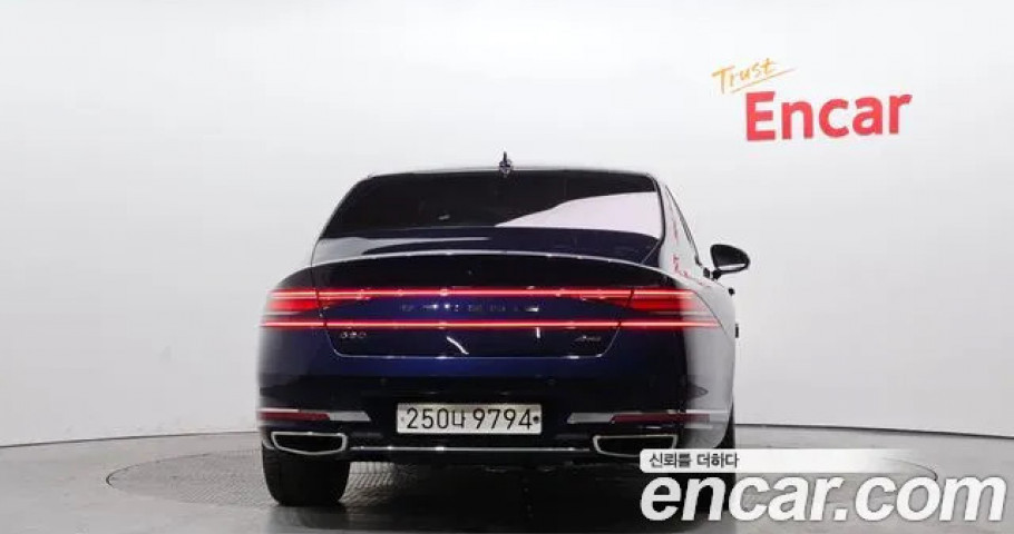Genesis G90 