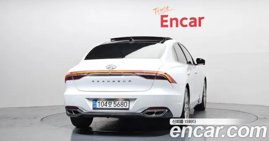 Hyundai Grandeur 