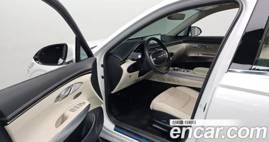 Genesis Gv70 