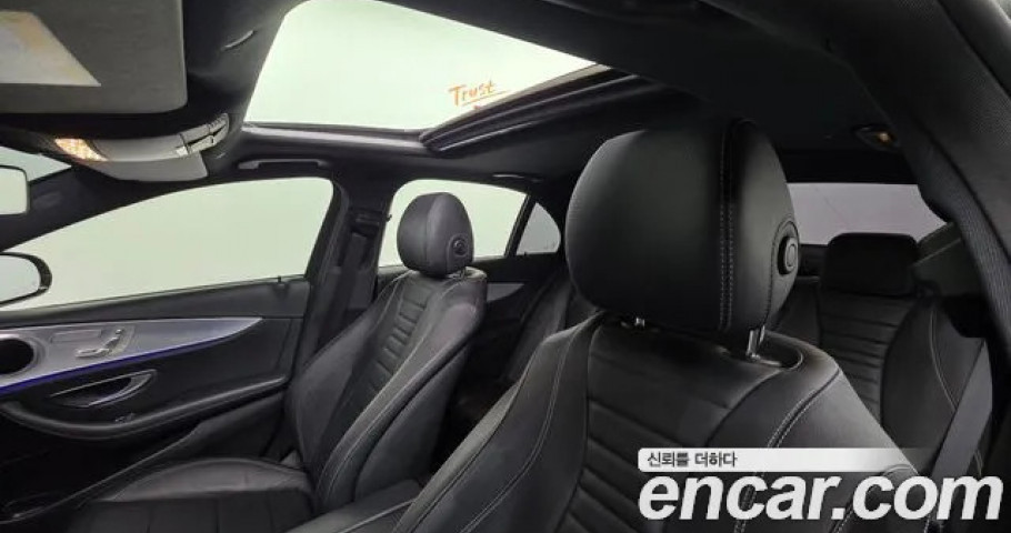 Mercedes-Benz E-Class 
