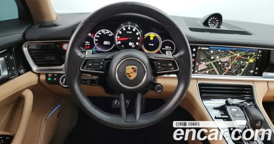 Porsche Panamera 