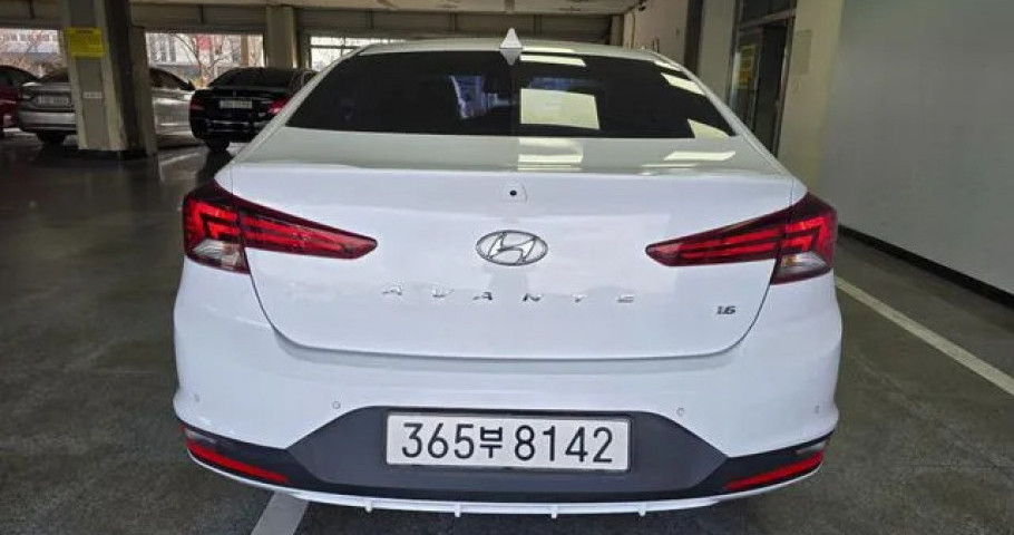 Hyundai Avante 