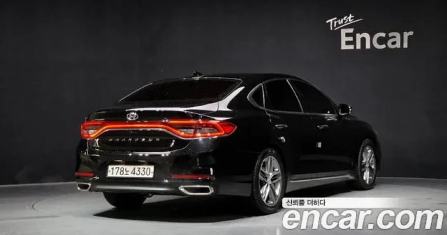 Hyundai Grandeur 