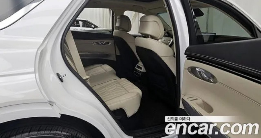 Genesis Gv70 