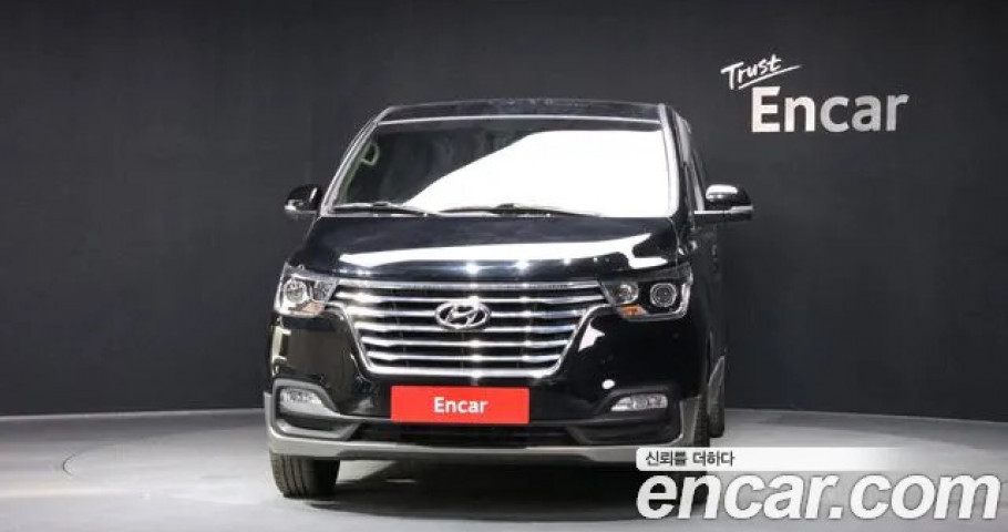 Hyundai Starex 