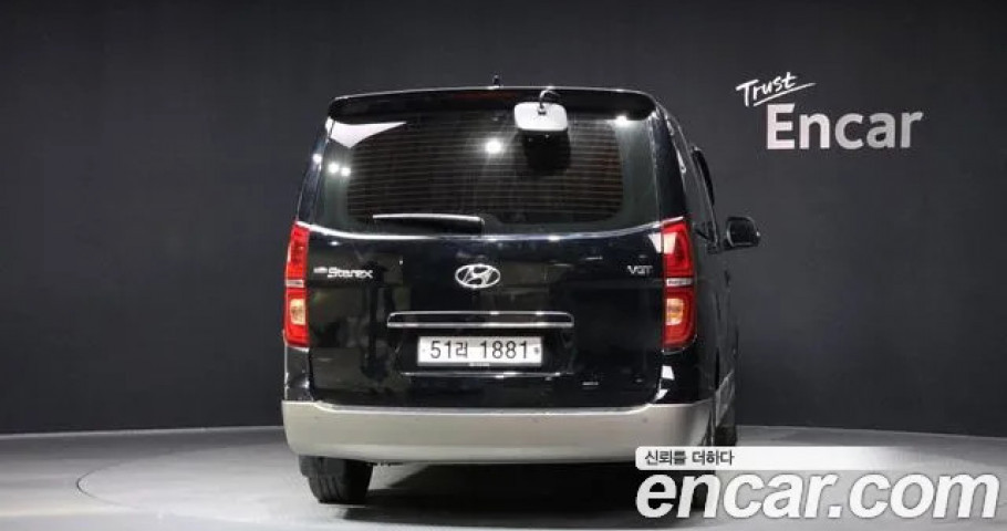 Hyundai Starex 