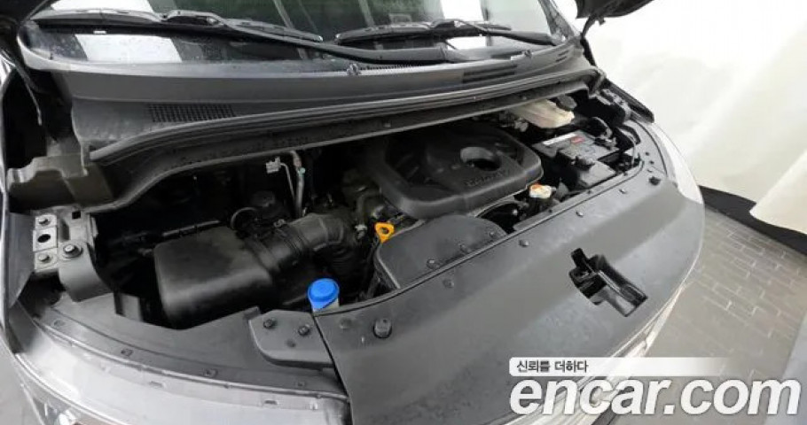 Hyundai Starex 