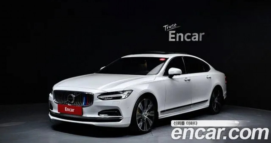Volvo S90 