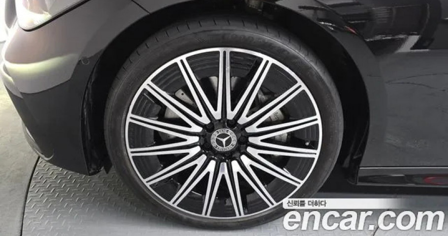 Mercedes-Benz Cle-Class 