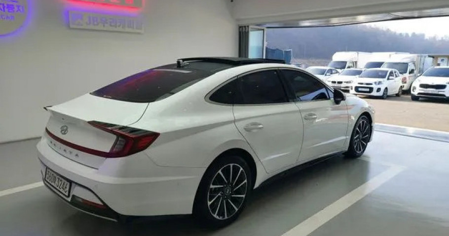 Hyundai Sonata 