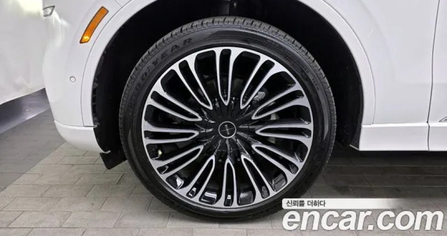 Lincoln Aviator 