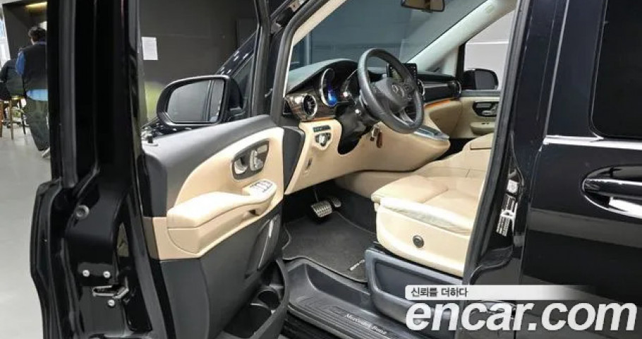 Mercedes-Benz V-Class 