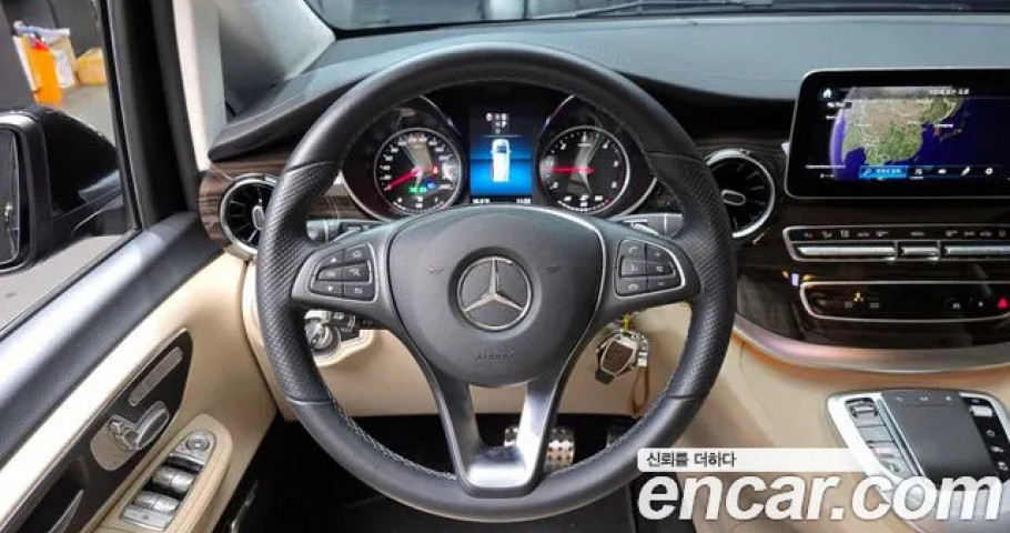 Mercedes-Benz V-Class 