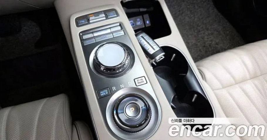 Genesis Gv70 