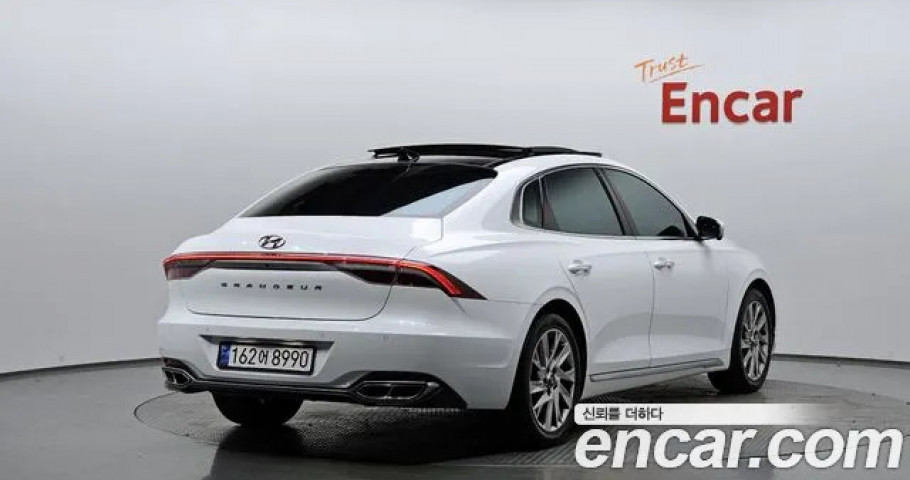 Hyundai Grandeur 