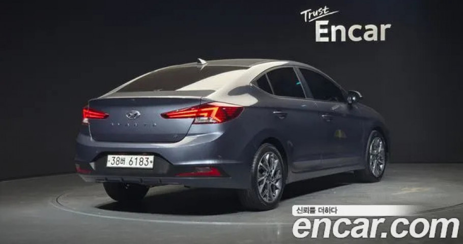 Hyundai Avante (Elantra) 