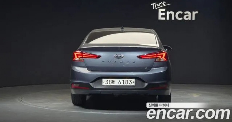 Hyundai Avante (Elantra) 