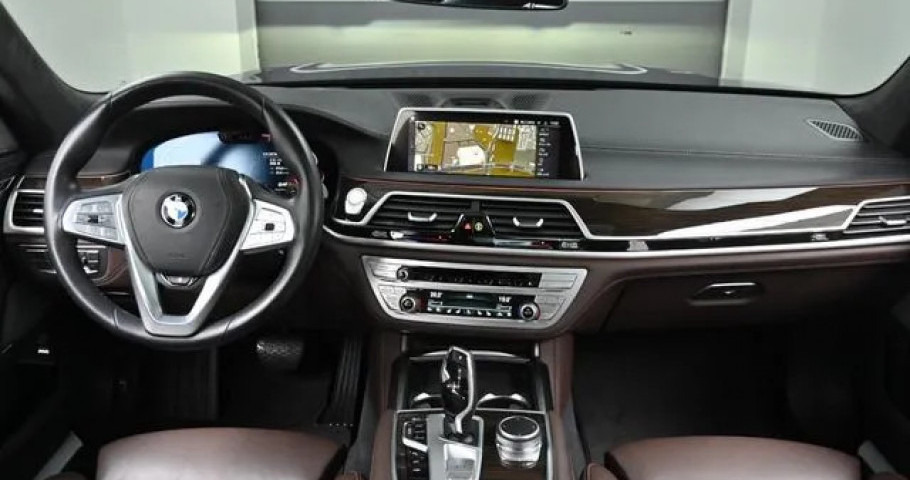 Bmw 7-Series 