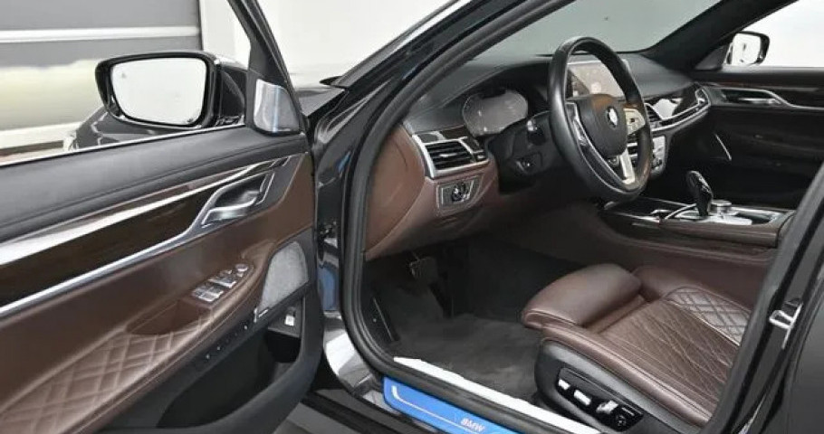 Bmw 7-Series 