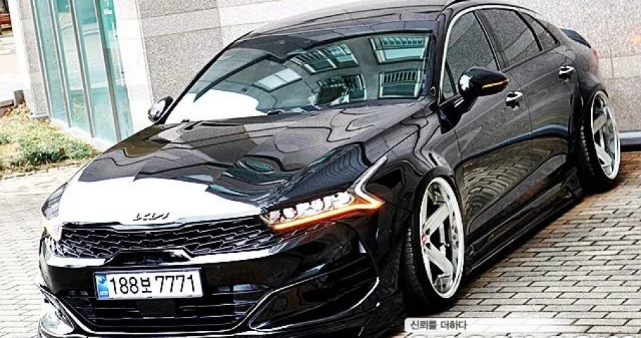 Kia K5 