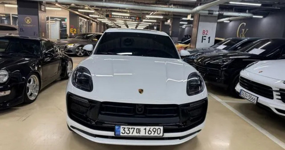 Porsche Macan 