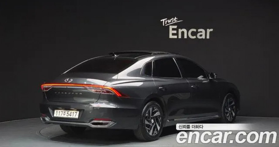 Hyundai Grandeur 