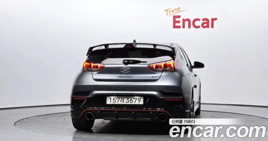 Hyundai Veloster 