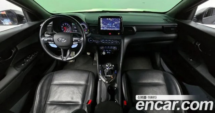 Hyundai Veloster 