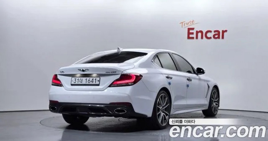 Genesis G70 