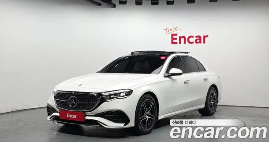 Mercedes-Benz E-Class 