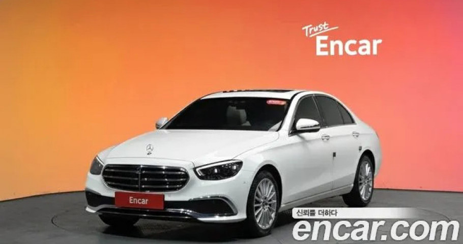 Mercedes-Benz E-Class 