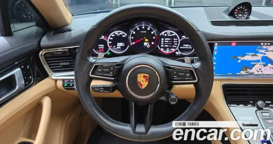 Porsche Panamera 
