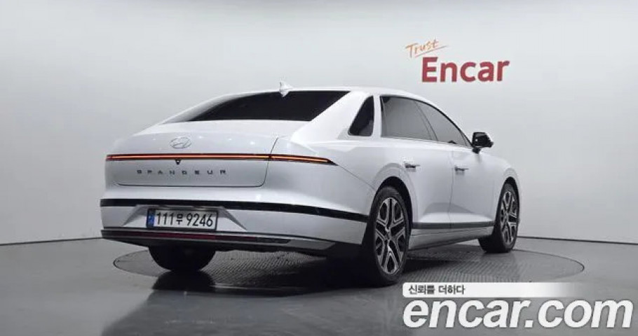 Hyundai Grandeur 