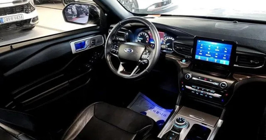 Ford Explorer 