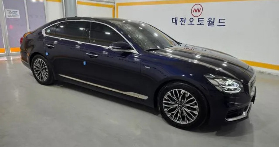 Kia K9 